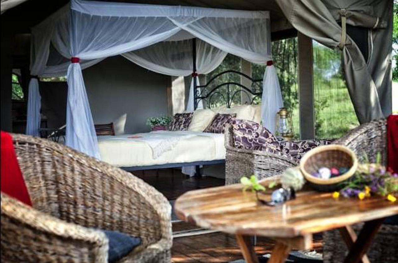 Mbali Mbali Tarangire River Camp Kwa Kuchinia エクステリア 写真